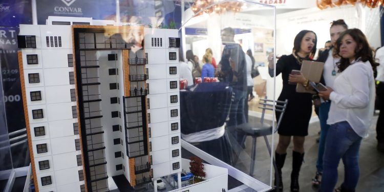 Realiza Infonavit Feria del Crédito en Tehuacán