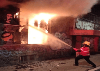 Acumulación de gas provoca explosión en vivienda del centro de Puebla