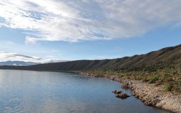 Informan autoridades sobre medidas para el cuidado ambiental de la laguna de Alchichica, Puebla