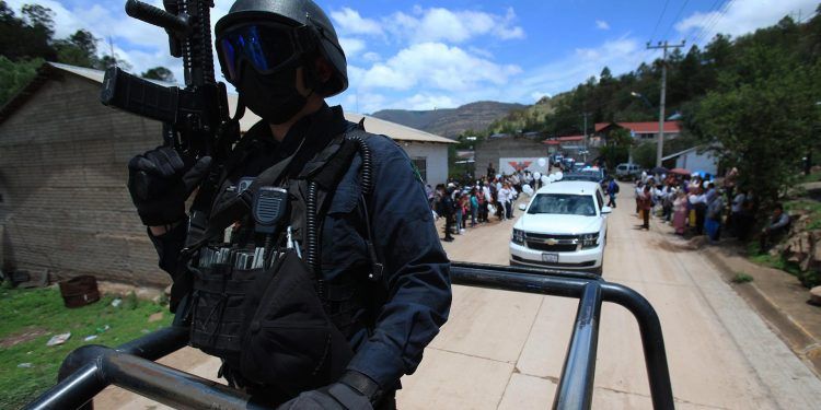 Violencia provoca el desplazamiento interno de 379 mil mexicanos