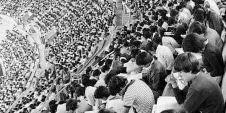 IN MEMORIAM – EL ESTADIO AZTECA LLENO A TOPE
