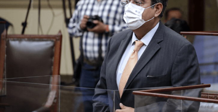 No avalamos ley mordaza : Céspedes Peregrina