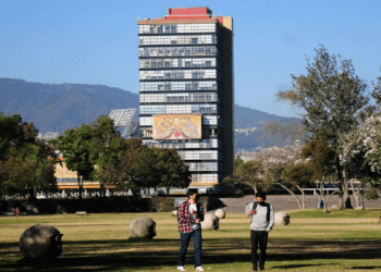Rescata policía municipal de Puebla a 69 migrantes en San Felipe Hueyotlipan