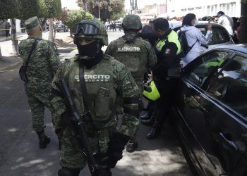 Tras balacera, reforzarán vigilancia en centros de vacunación COVID en Puebla