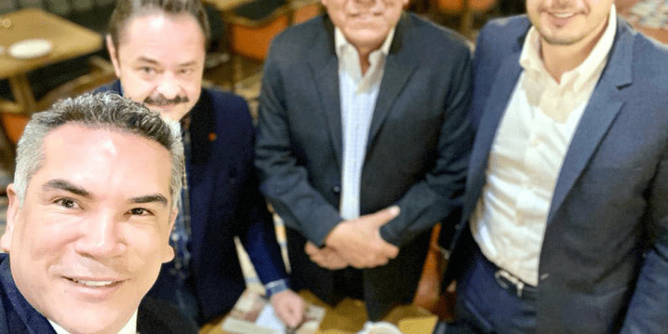 Va por Puebla: los hilos de las batallas nacionales