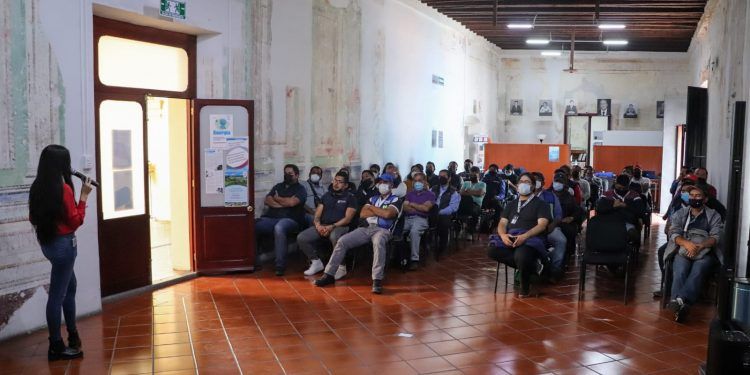 Personal de Vía Pública de SEGOM Puebla recibe capcitación en Derechos Humanos