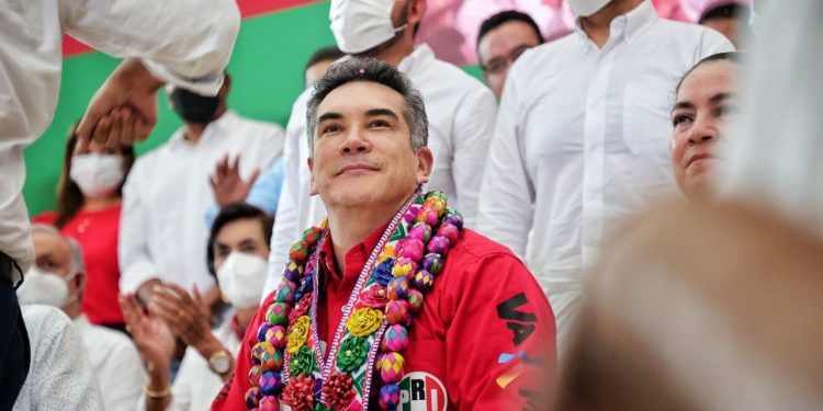 FGR abre investigación contra ‘Alito’ Moreno