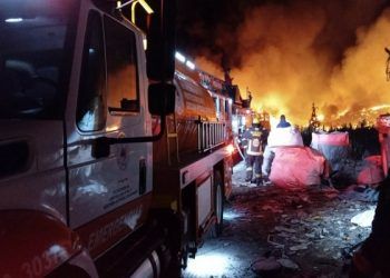 Se incendia otra empresa recicladora, ahora fue en la carretera a Canoa
