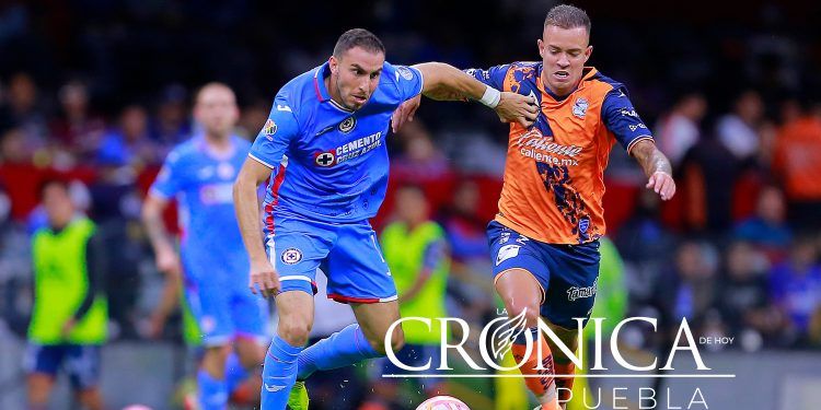 Puebla invicto; saca el empate ante Cruz Azul 