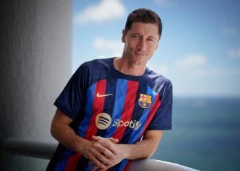 Robert Lewandowski es presentado como nuevo delantero del Barcelona