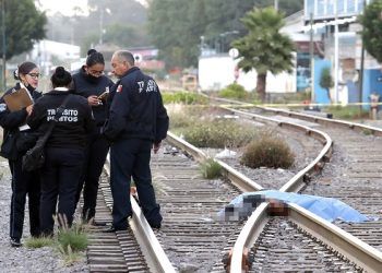 Muere hombre arrollado por el tren en San Felipe Hueyotlipan