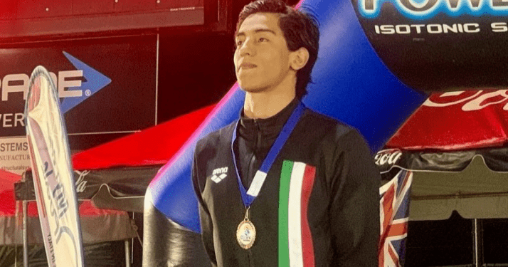 Tritón poblano obtiene tres oros en campeonato