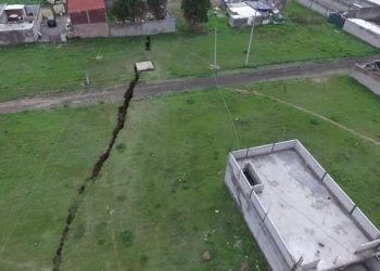 Se abre la tierra en comunidad de Chalco, Edomex 