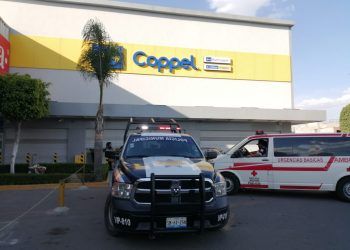 Delincuentes hacen boquete en tienda departamental de Balcones del Sur