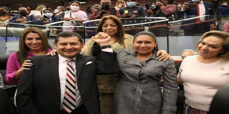 La tercera fue la vencida; Alejandro Armenta, nuevo presidente del Senado