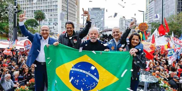 Asegura Lula da Silva que está listo para ganar las elecciones de Brasil