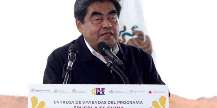 Propone Barbosa inédita reforma judicial para Puebla