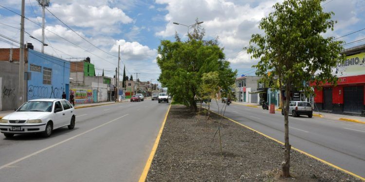 Entrega Eduardo Rivera obra vial para el sur de la capital