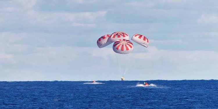 Cápsula de carga de Space X logra amerizaje en aguas de Florida
