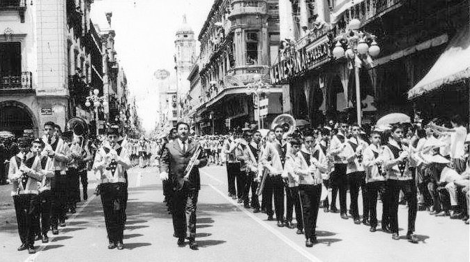 IN MEMORIAM – AGUILUCHOS Y SU PRIMER DIRECTOR