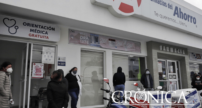 Los consultorios de farmacias desahogan hospitales públicos