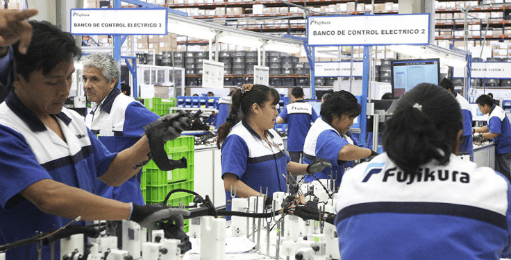 Avalan industriales labor de gobierno
