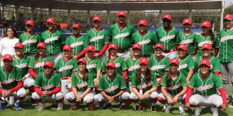 Tres poblanas presentes en selección de beisbol