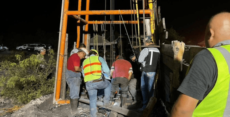 Sube a 10 el número de mineros atrapados en Sabinas, Coahuila