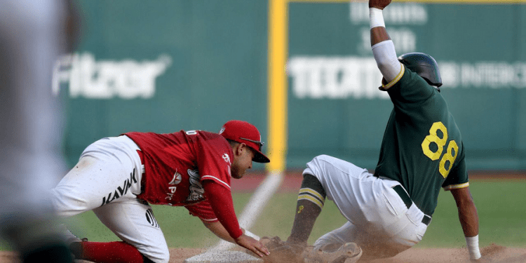 Pericos arranca serie ante Diablos
