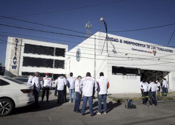 Acusan mano negra tras obreros de VW