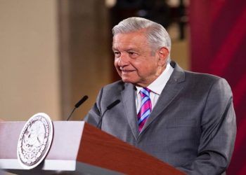AMLO: ¿estadista o político aldeano?