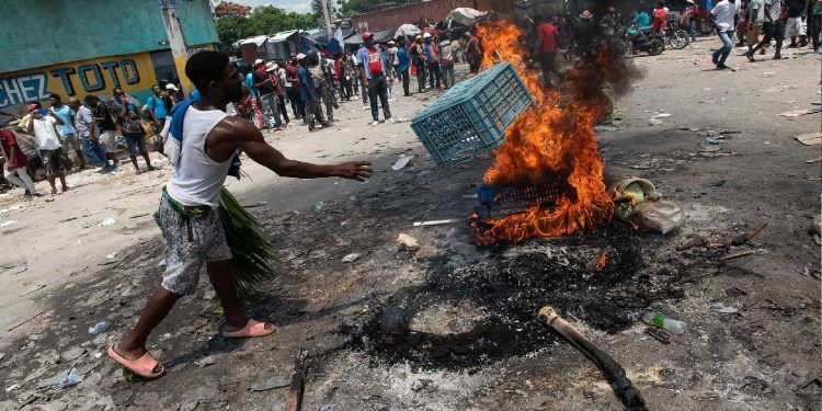 México cierra embajada en Haití ante bloqueos y manifestaciones