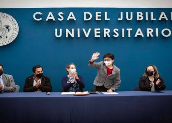 Inaugura Lilia Cedillo primera jornada de salud para jubilados de la BUAP