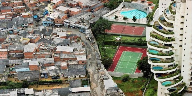El capitalismo transnacional o megacapitalismo