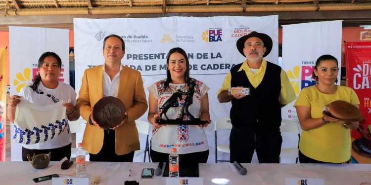 Presentan la temporada del Mole de Caderas, en Tehuacán