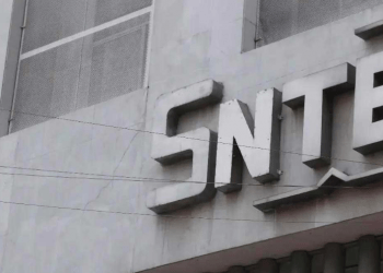 DE CHANCHULLOS, AMENAZAS Y “MANOS NEGRAS” EN EL SNTE PUEBLA