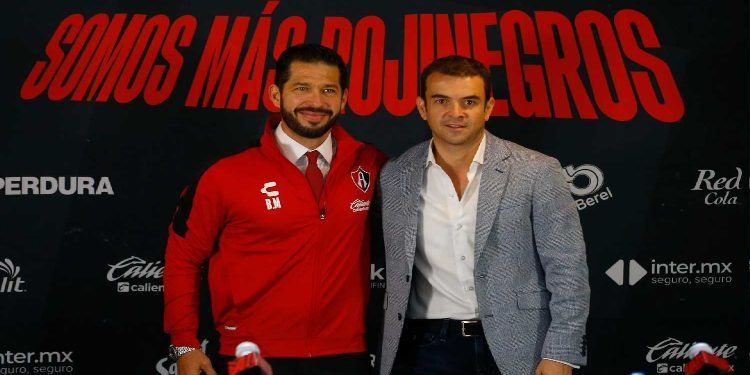 Benjamín Mora, nuevo DT del Atlas; promete intensidad y regresar a los primeros lugares