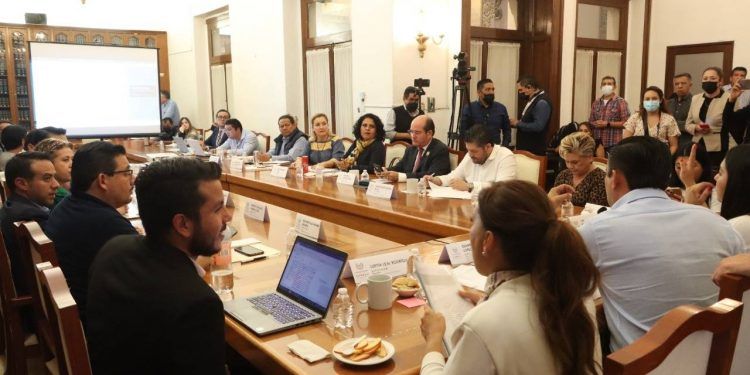 Aprueban iniciativas para reducir contaminación y para evitar asentamientos humanos