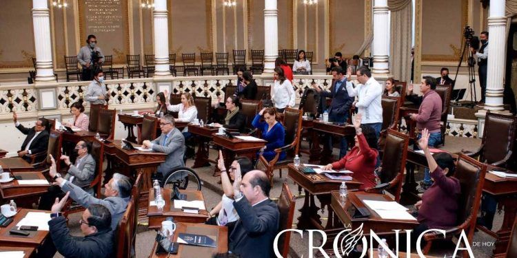 Por mayoría, diputados poblanos aprueban reforma a la Guardia Nacional