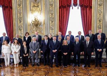 Giorgia Meloni jura como nueva primera ministra de Italia