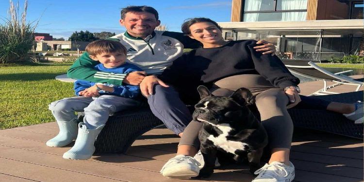 En redes, reaparece Larcamón con chamarra de la Selección Mexicana