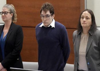 Dan cadena perpetua, y no pena de muerte, al asesino de Parkland, en Estados Unidos