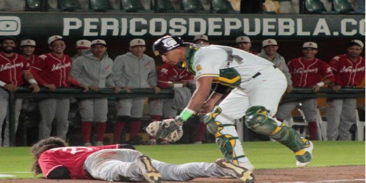 Primera victoria para Pericos en Liga Invernal