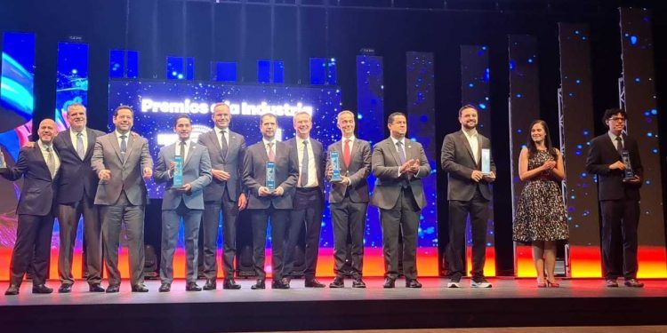 Gobierno de Puebla recibe reconocimiento nacional por innovación y transparencia