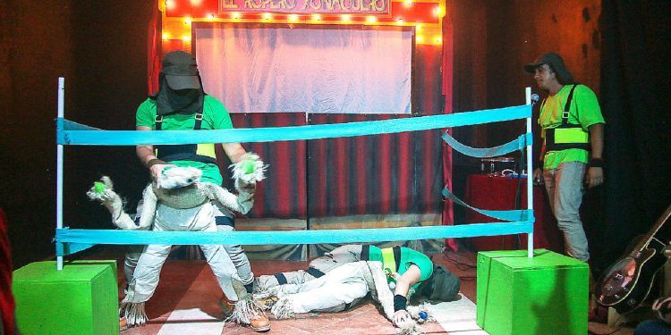 “El ropero xonaquero” reparte historias del barrio