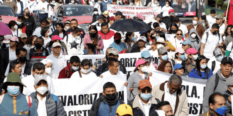 maestros marcha