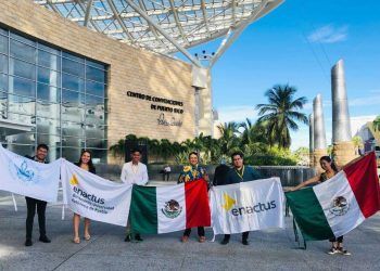 Emprendedores de la BUAP ganan primer lugar a nivel mundial en la 1 Race 4 Oceans