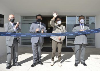 Inaugura rectora de la BUAP nuevas áreas de la Universidad para Adultos