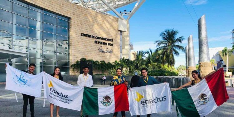 Emprendedores de la BUAP ganan primer lugar a nivel mundial en la 1 Race 4 Oceans