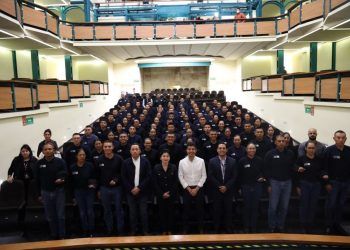 Eduardo Rivera llama a cadetes de la Academia de Policía a recuperar la confianza de la ciudadanía